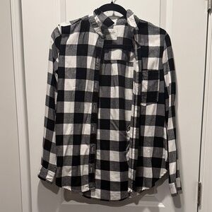 Black and White Checkered women’s flannel
